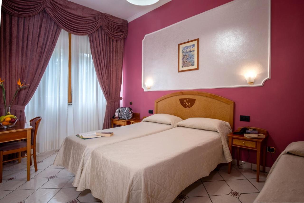 Double or Twin Room Balcony