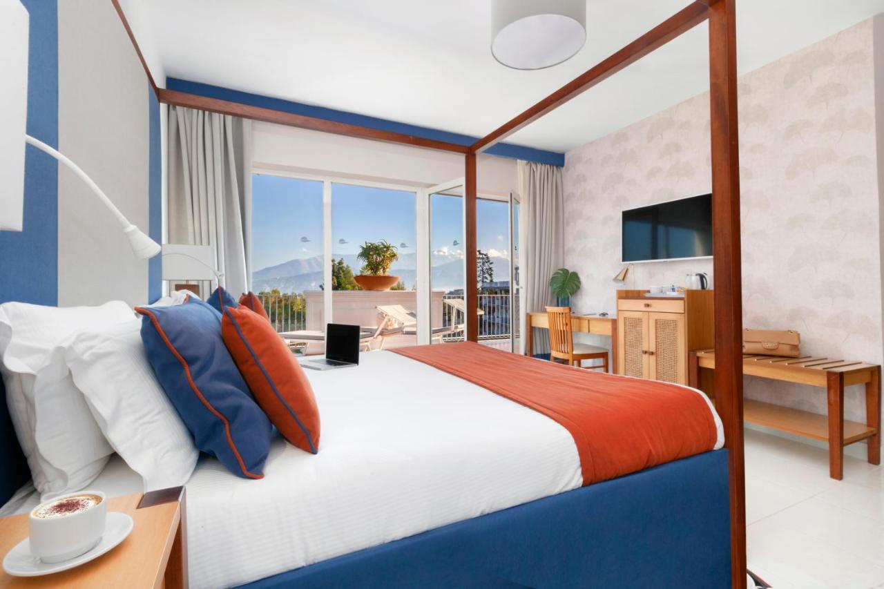 Deluxe Double Room Balcony Sea View Annex