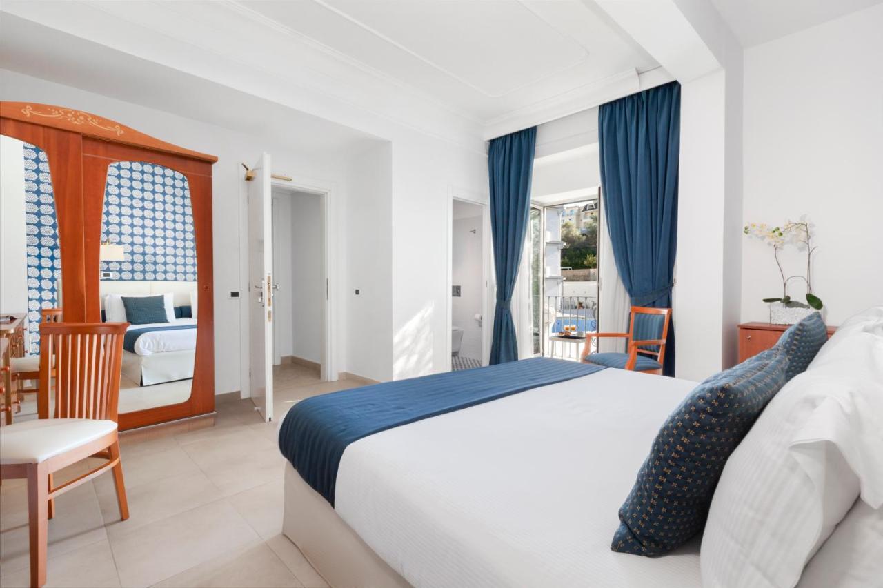 Double Room Balcony Annex
