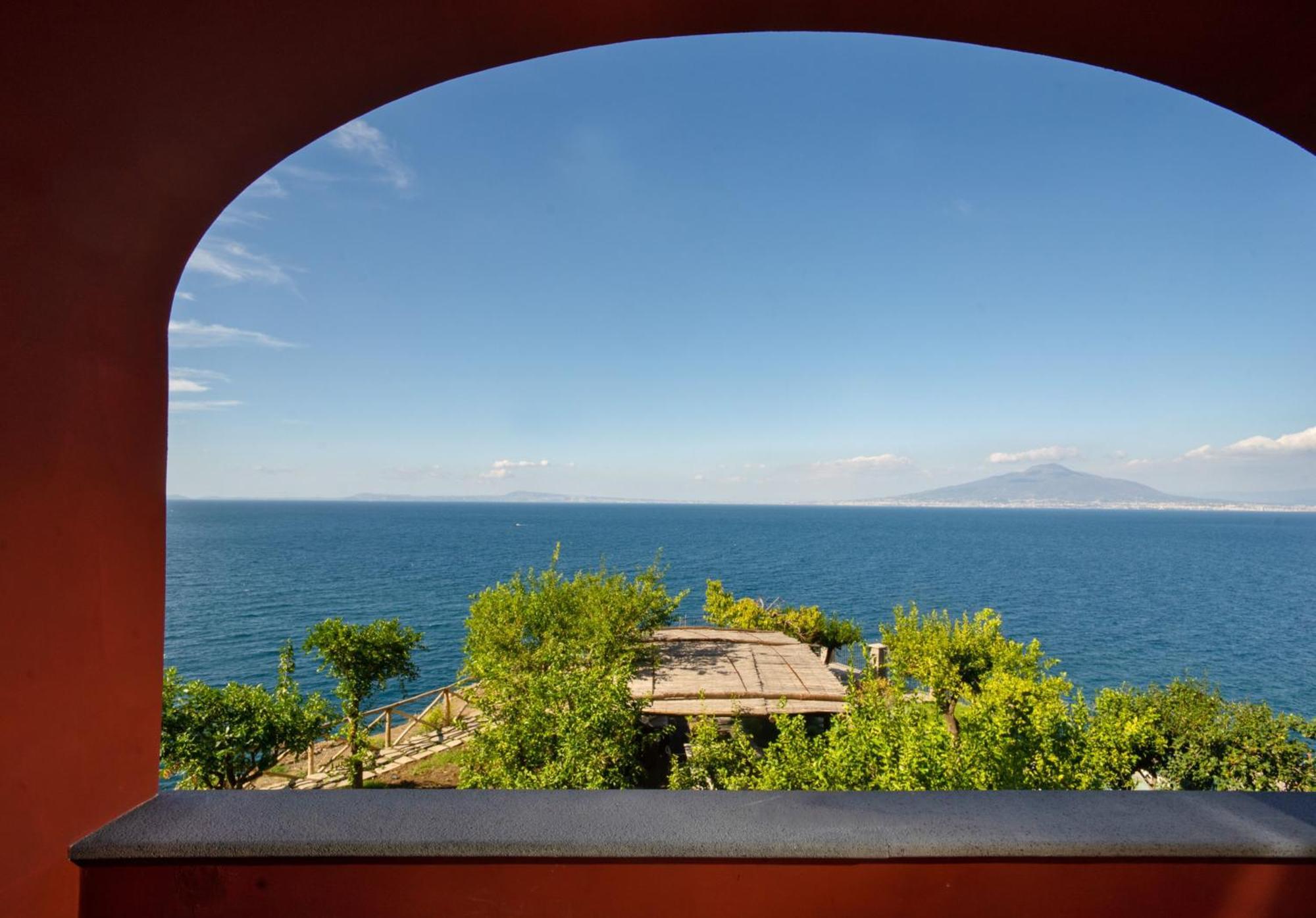 Superior Deluxe Sea View
