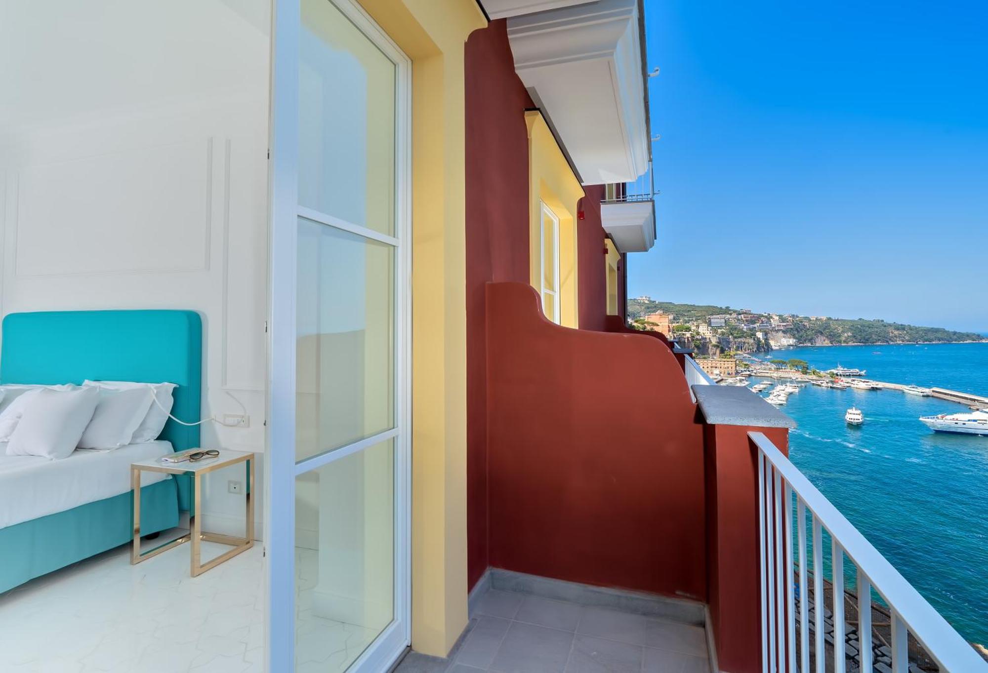 Deluxe Double or Twin Room Sea View