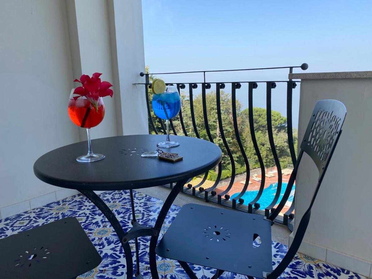 Double or Twin Room Balcony Sea View