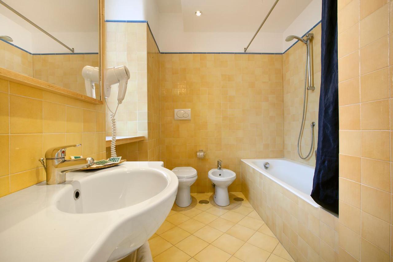 Deluxe Double Room Balcony