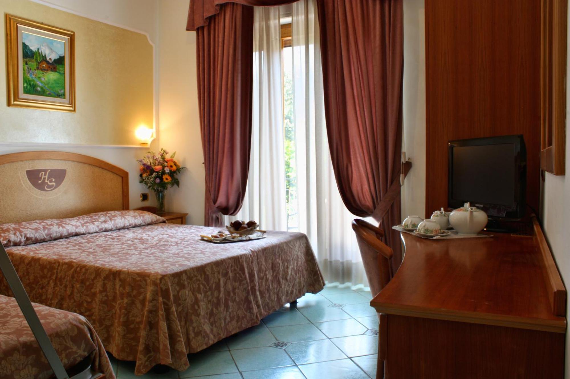 Double or Twin Room Balcony