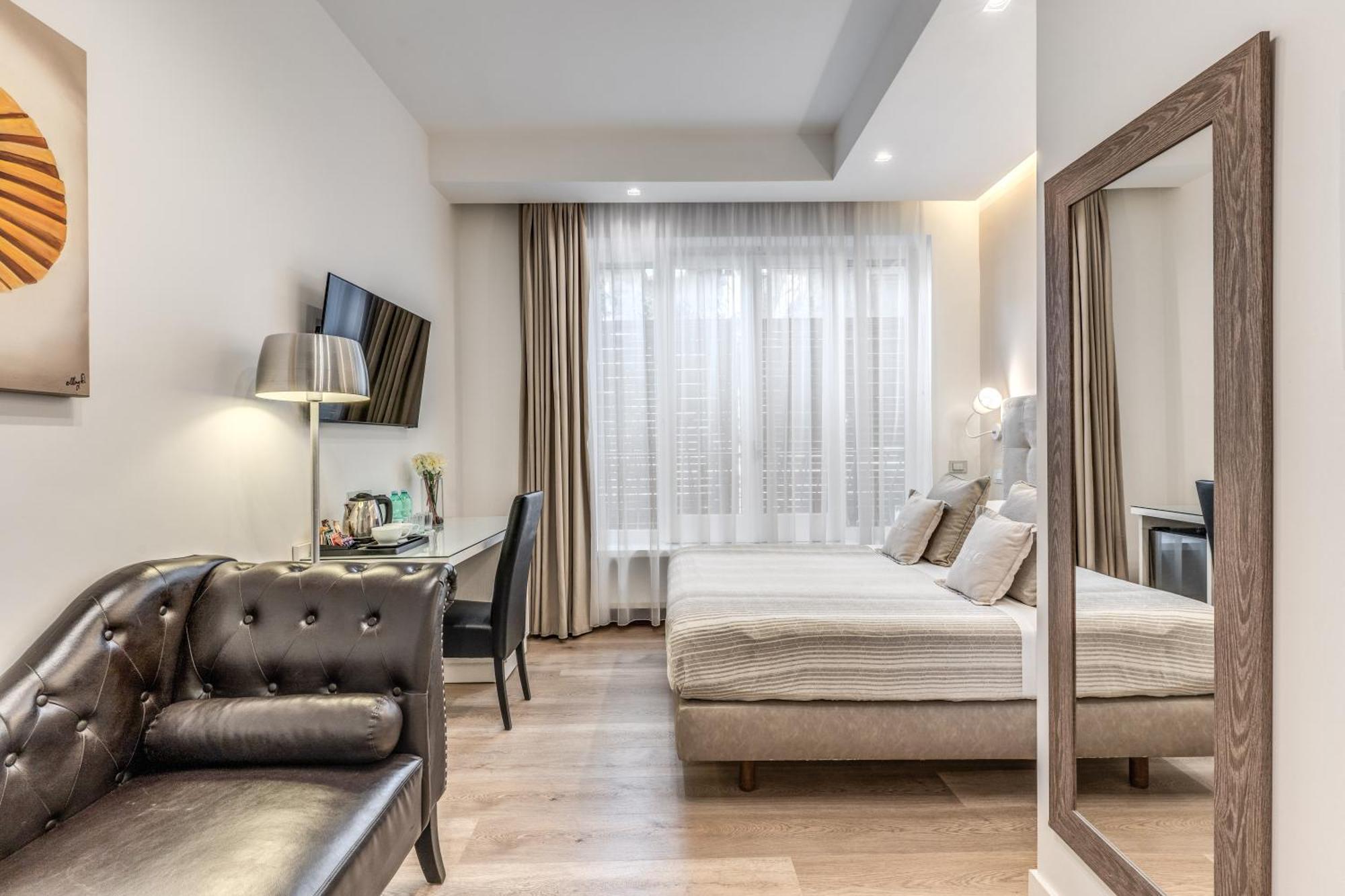 Classic Double Room