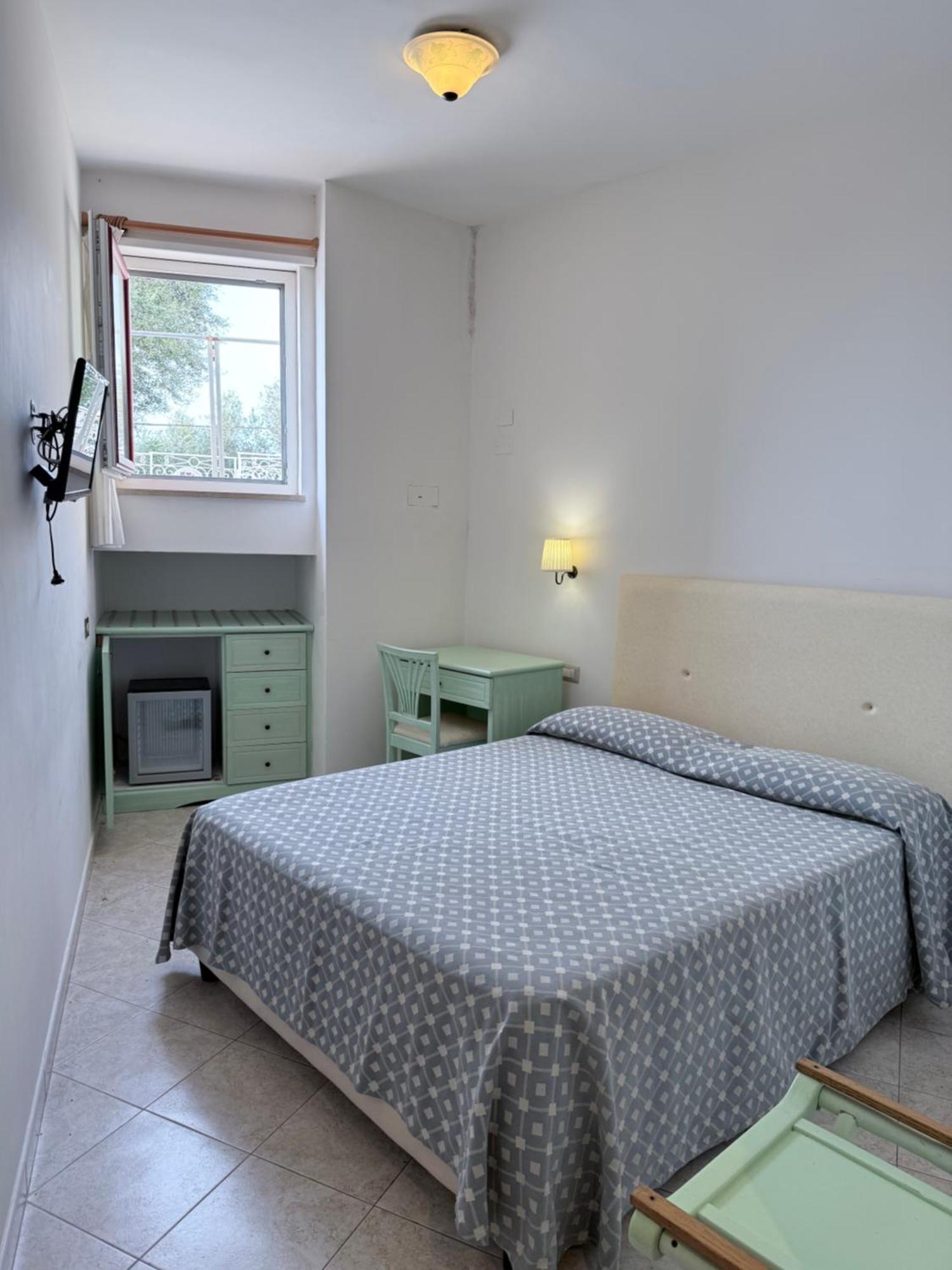 Single Room,1645661263:JPEG