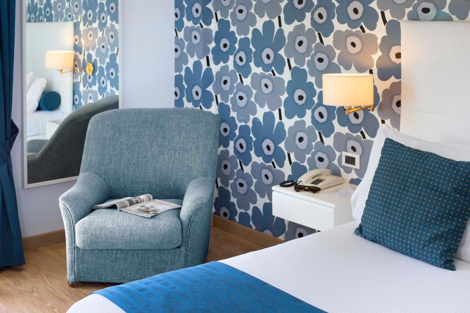 Standard Double or Twin Room Balcony