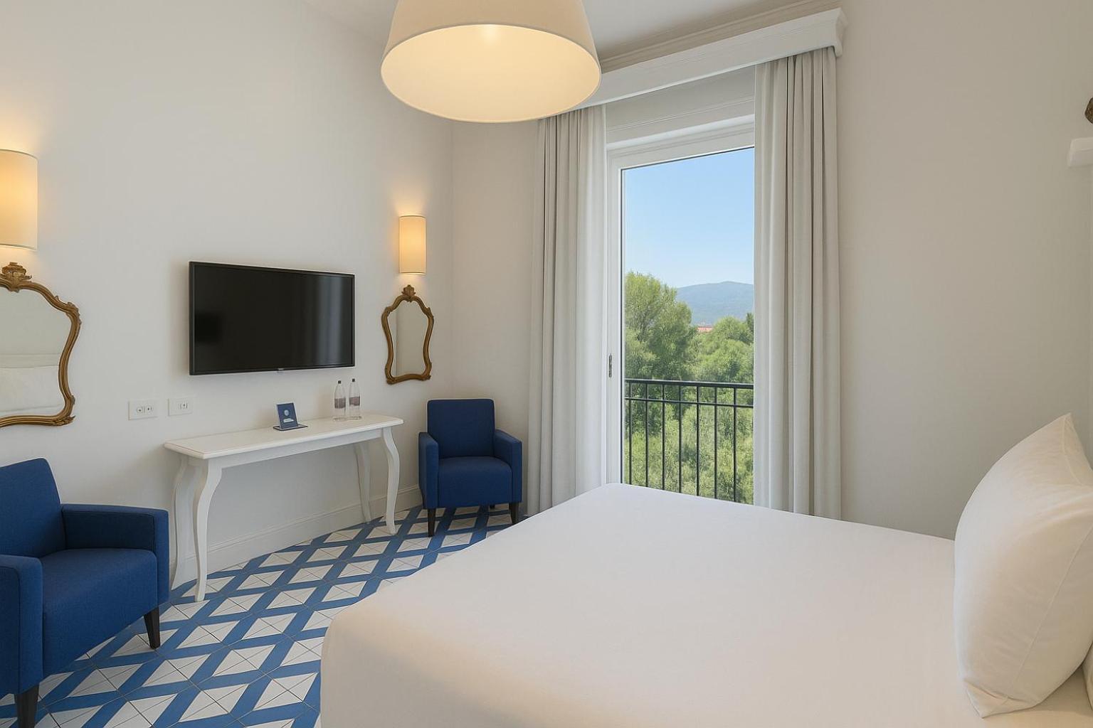 Classic Double or Twin Room City View