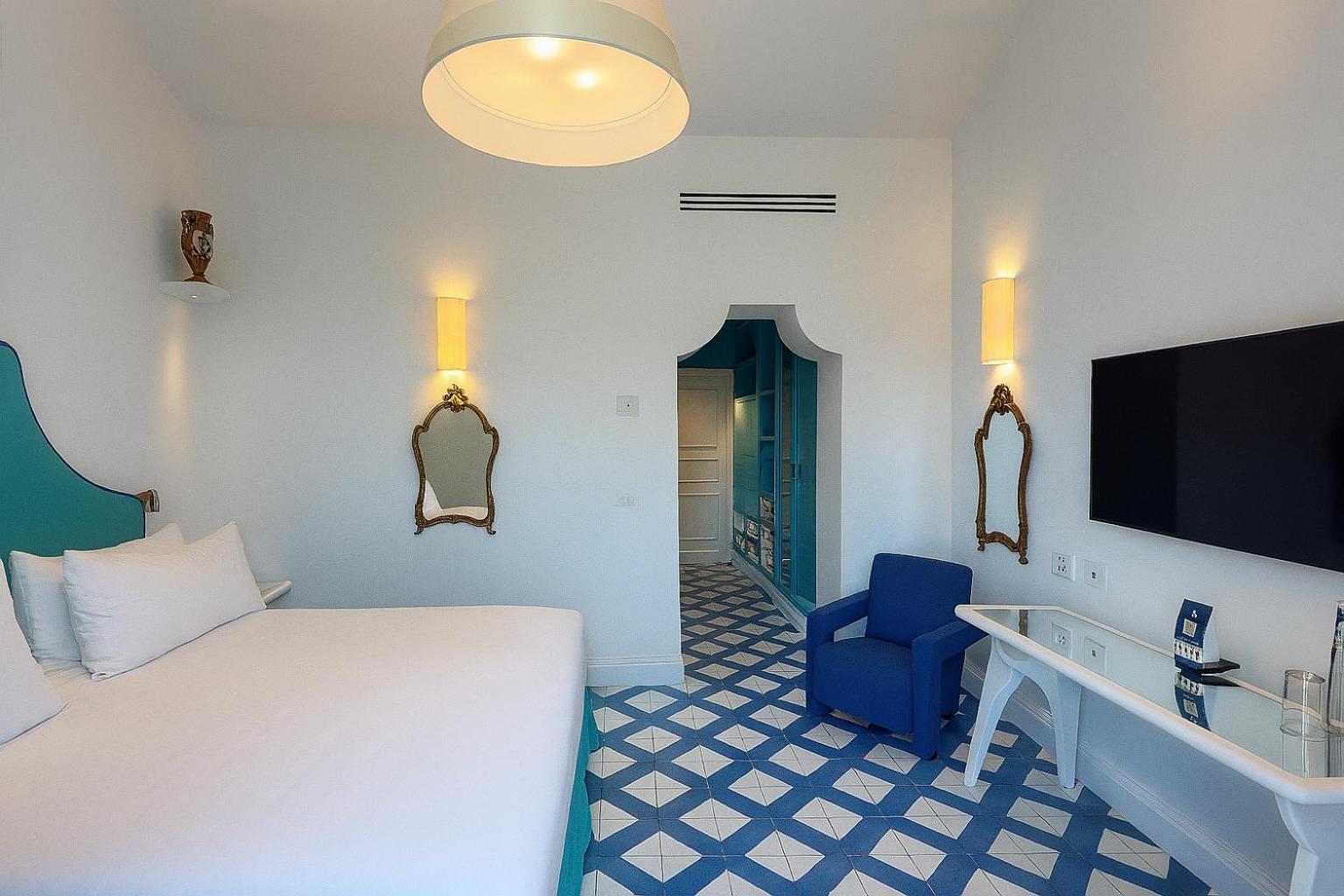 Classic Double or Twin Room City View