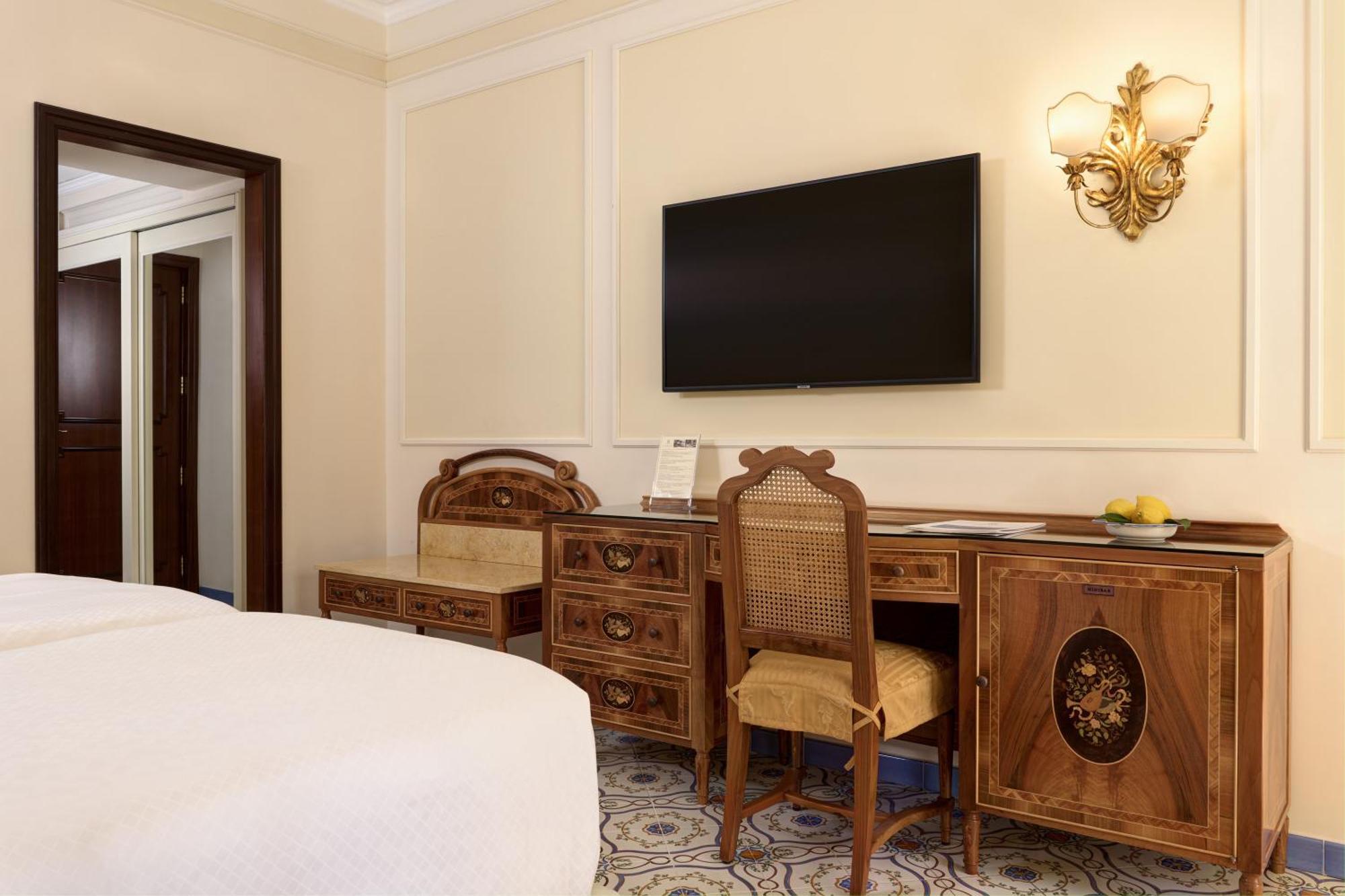 Classic Double or Twin Room Balcony