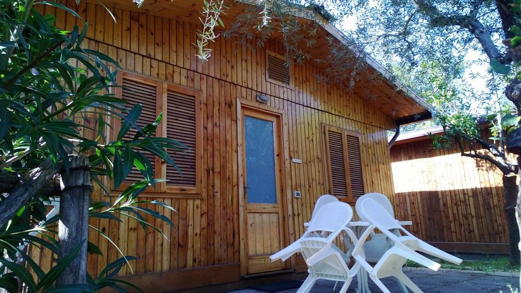 One-Bedroom Bungalow