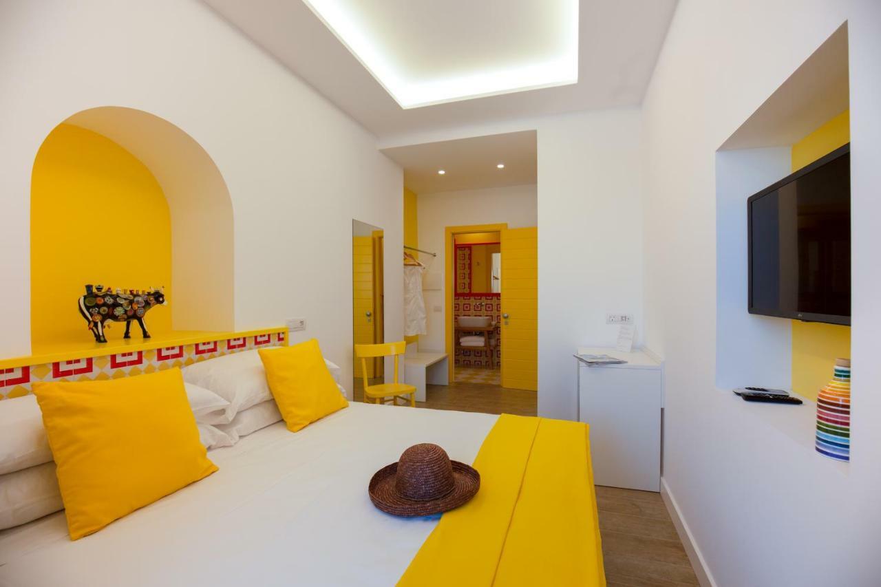 Double Room,940714906:JPEG