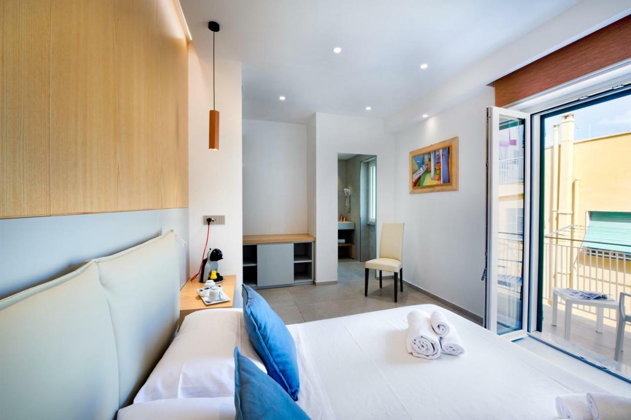 Superior Double Room,894153229:JPEG