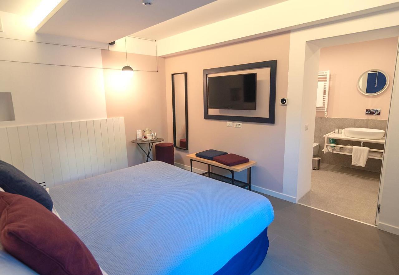 Deluxe Room,932752708:JPEG