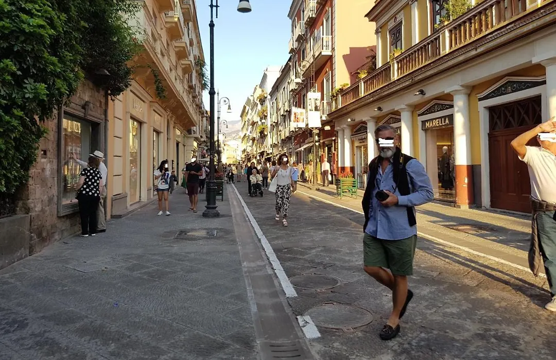 Corso Italia Suites-1