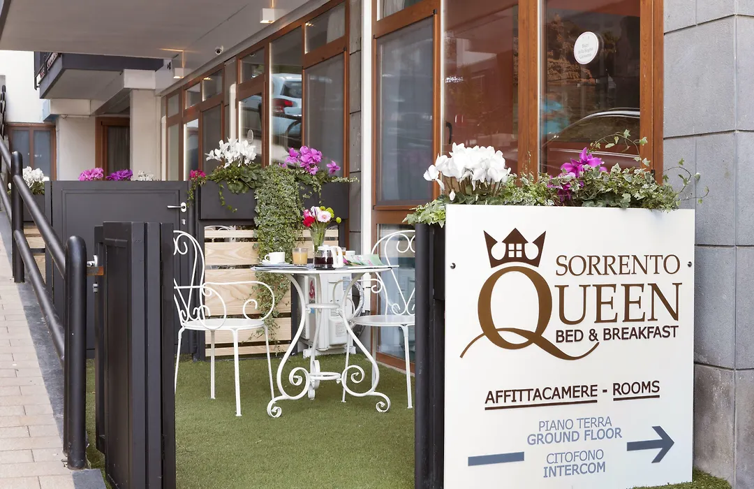 B&B Sorrento Queen-1