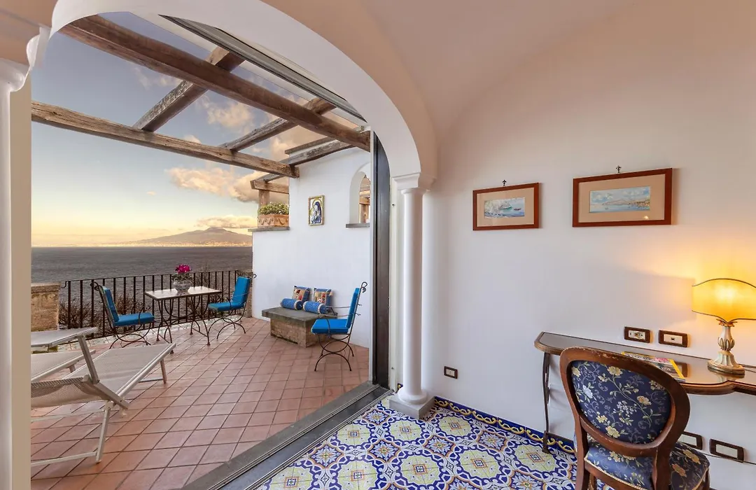 Hotel La Tonnarella-1