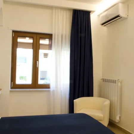 Sorrento Rooms-2
