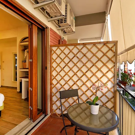 Sorrento Rooms-3