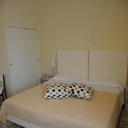 Via Capo Rooms-2