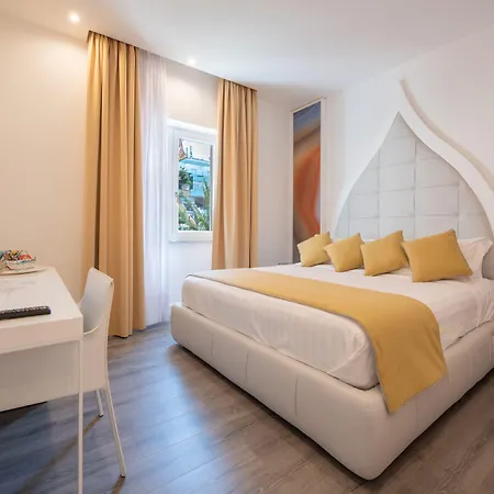 Diamond Suite-2
