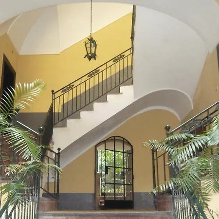 1878 Sorrento Guest House-2